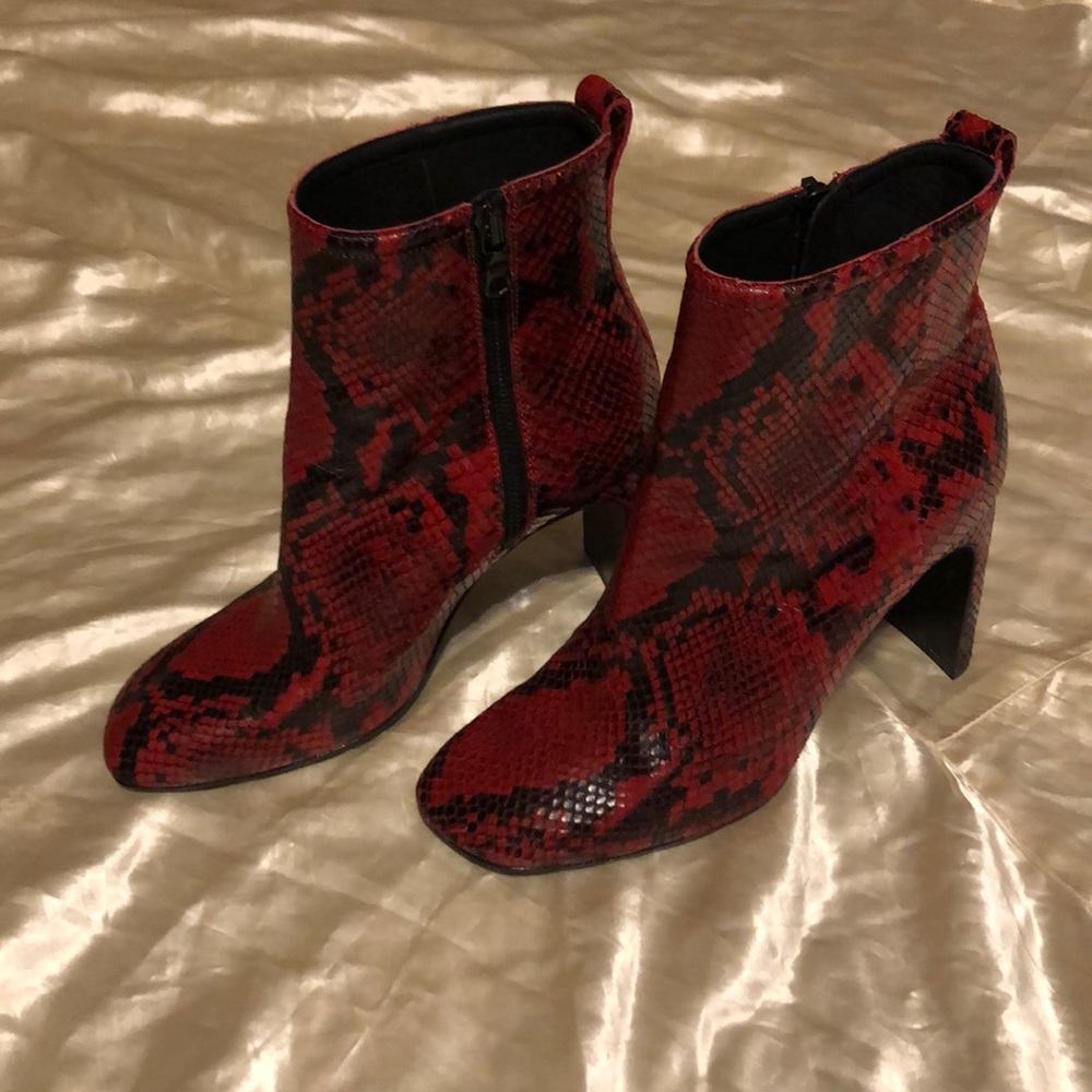 Great condition rag & bone high heel boots